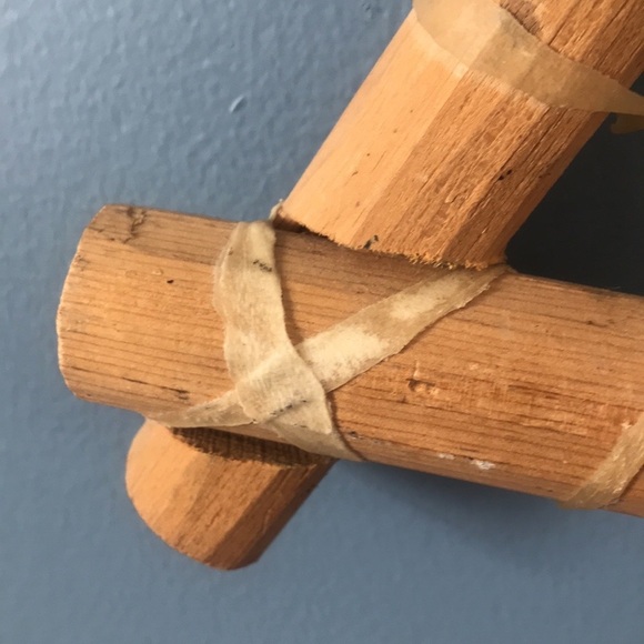 Rustic handpainted on leather & wood sticks frame Native American oil painting - Picture 14 of 16